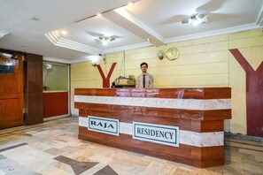 Reception - OYO 49253 Raja Residency (Hyderabad)