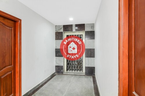 OYO 63021 Hotel Hill 9