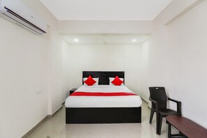 Standard Double Room | 1 bedroom, free WiFi - OYO 63021 Hotel Hill 9 (Hyderabad)