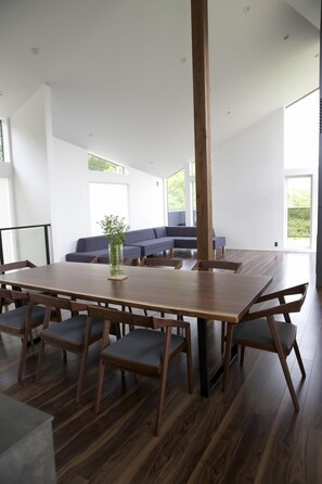 3 Bedroom Chalet | Living area