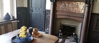 The little house in the woods