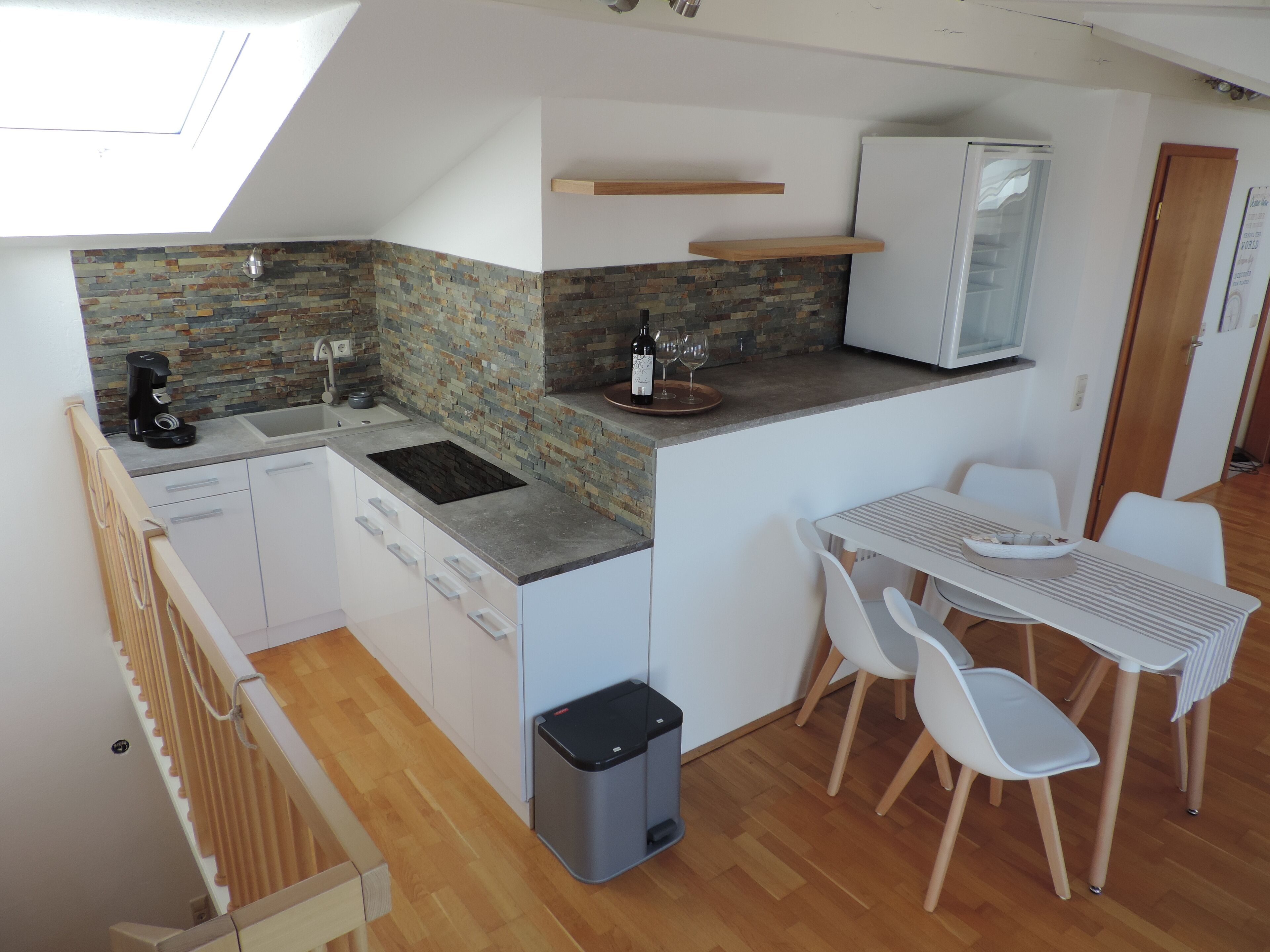 公寓 | 起居区 | 电视、玩具