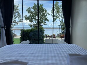 Light House Pool Suite | Sängtillbehör av högsta kvalitet och Select Comfort-madrasser