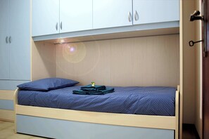 2 bedrooms, WiFi, bed sheets - Casa Moira (Venezia)