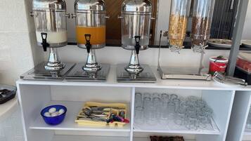 Free daily buffet breakfast