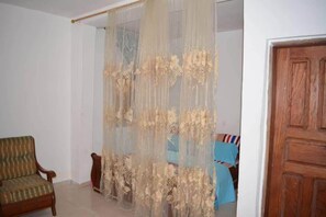 2 chambres, fer et planche à repasser, Wi-Fi