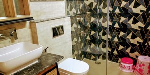 Articles de toilette gratuits, sèche-cheveux