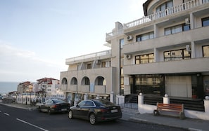 Exterior detail - Hotel Corona by Asteri Hotels (Sveti Vlas)