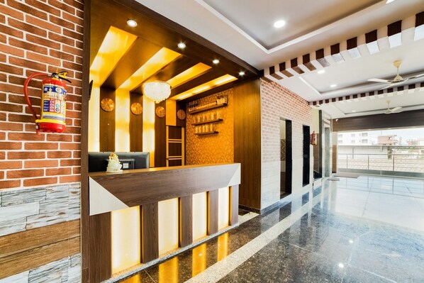 Reception - OYO 63209 Hotel Ram Ratan Grand (Hyderabad)