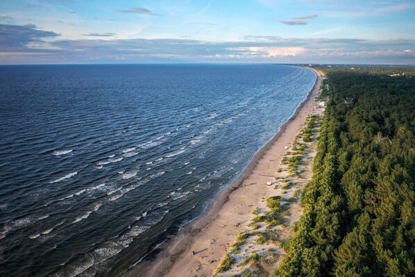 Beach nearby - Ayurveda Palace Jurmala Sanatorium (Jurmala)