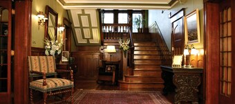 Private Furnished Rooms near Longwood Medical and Coolidge Corner