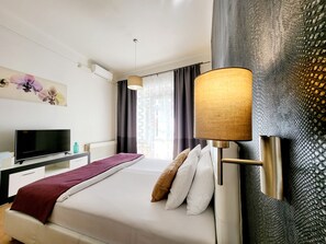 1 chambre, fer et planche à repasser, lit parapluie, Wi-Fi gratuit