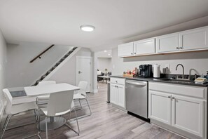 Immagine non classificata, 2 di 23, pulsante