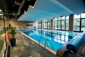 Innenpool, Cabañas (kostenlos), Rettungsschwimmer vor Ort