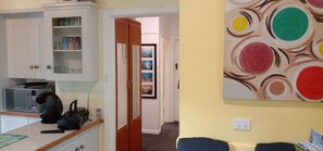 Interior - East Geelong House - Mimosa Cottage (Thomson)