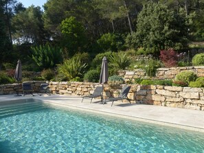 Alberca al aire libre 