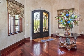 Interior - Tierra Verde - St. Petersburg Waterfront Mansion Estate - Pool - Boat Dock (Tierra Verde)