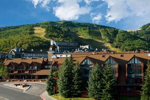 Exterior - Lodge at Mtn Village B254 | Valley View | Pool | Hot Tub (Park City)