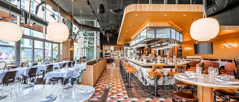 Aamiainen, lounas ja illallinen; italialainen keittiö