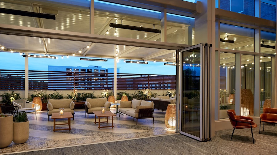 Hilton Garden Inn Montreal Midtown