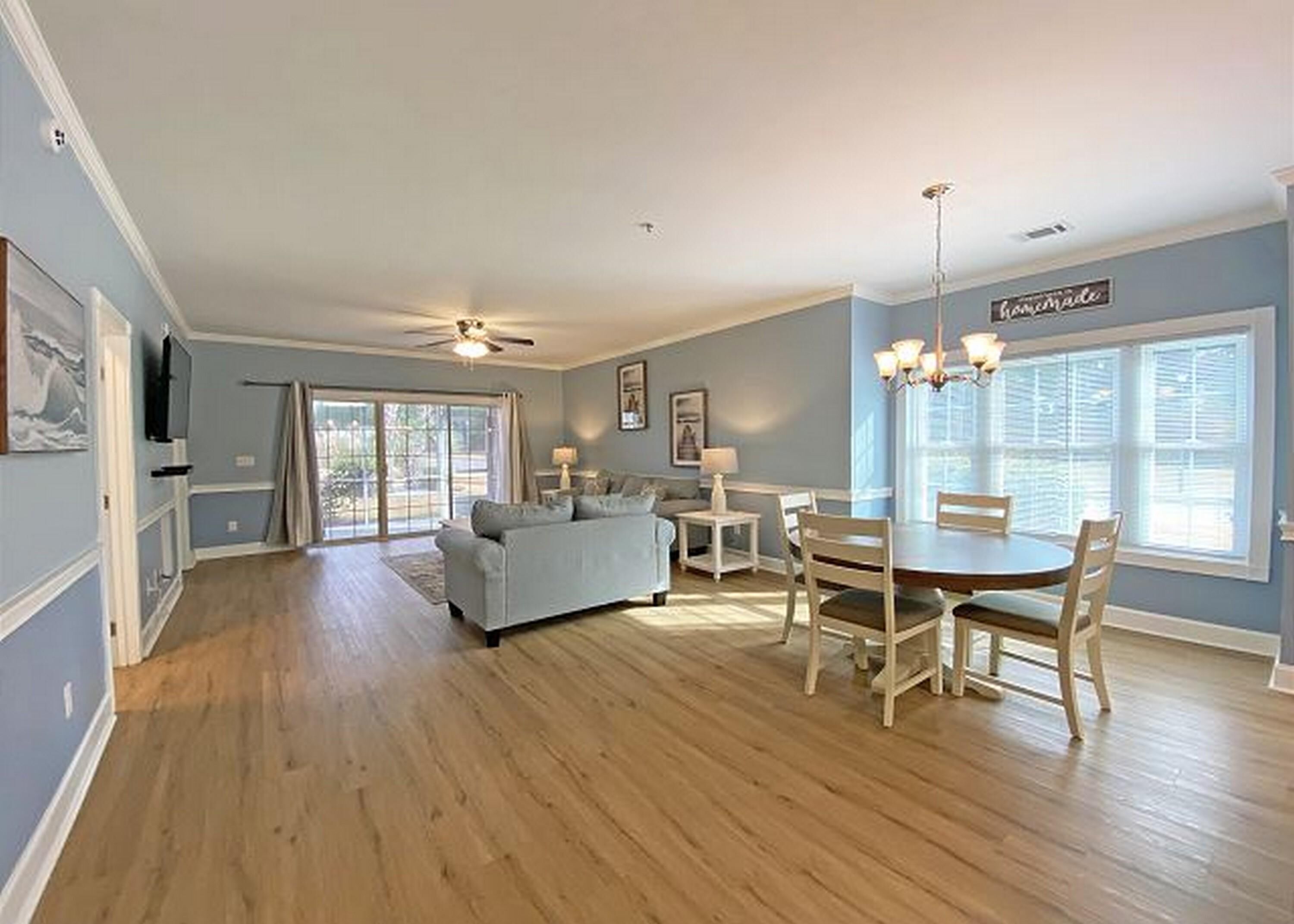 Condo, 2 Bedrooms | Living room