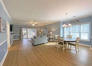 Condo, 2 habitaciones | Sala de estar