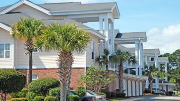 Condo, 1 Bedroom | Exterior