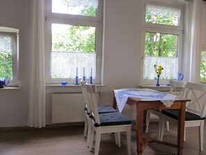 Dineren