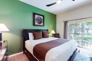 3 bedrooms, iron/ironing board, free Internet, bed sheets