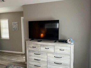 Interior - Totally Beachin! - One Block from beach - Unit 1101 - Island Dunes Condo's (Port Aransas)