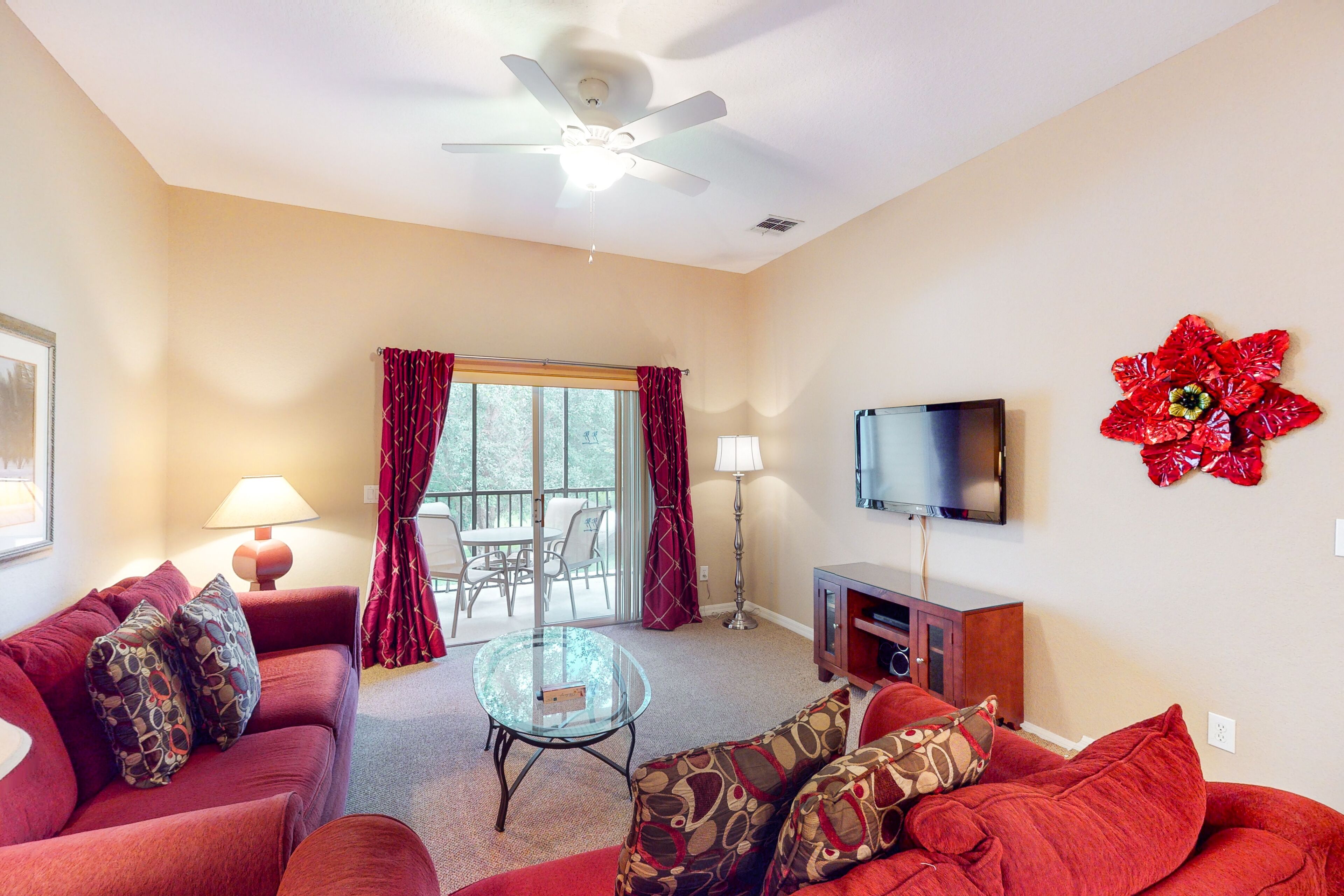 2nd floor condo w/ tennis court, near theme parks, basketball court, gym, sauna