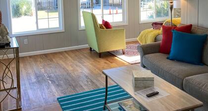 Great Views of Both Inlet & Ocean! 2BR/2BA - Pet Friendly UP Across from beach.