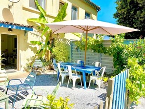 Outdoor dining - Country cottage 6 pers (Marmande)