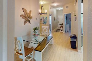 Dining - NEWLY RENOVATED CONDO WITH STUNNING VIEW OF POND & WALKING TRAIL w/ POOLS, TENNI (Davenport)