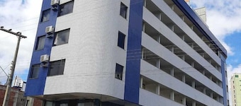 Kris Hotel