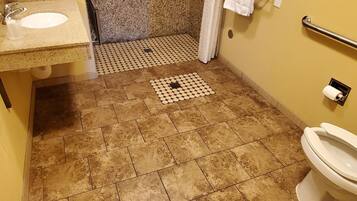 Single Room, Accessible | Bathroom | Bathtub, towels