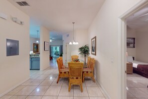 2 bedrooms, iron/ironing board, free Internet, bed sheets