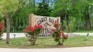 Property grounds - Kayaks*Forest View*Firepit*King*Lakefront*Gameroom (Grove)