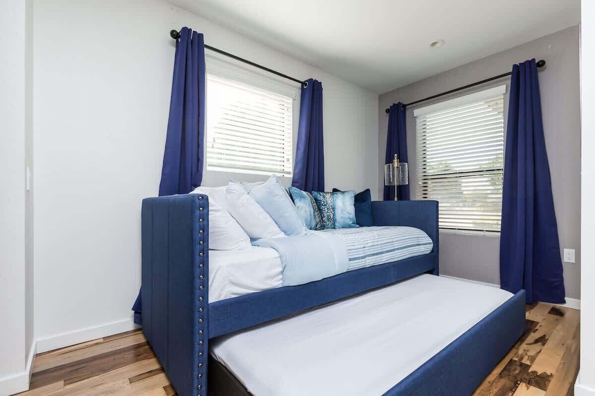 5 bedrooms, iron/ironing board, travel crib, free WiFi