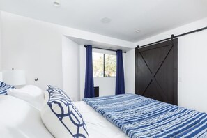 5 bedrooms, iron/ironing board, travel crib, free WiFi