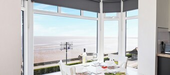 TYME Suites on Kingsway