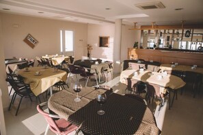 Dining - Double studio with private sea view balcony (UL)