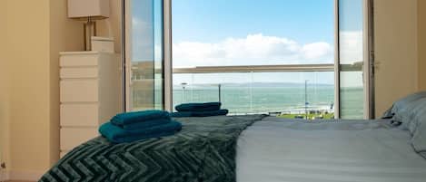 5 bedrooms, iron/ironing board, travel cot, free WiFi