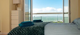 Bournemouth Beach & Sea Views