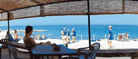 Restauration en plein air