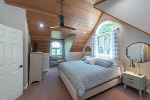 4 bedrooms, free WiFi, bed sheets