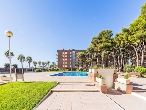 Pool - Nice apartment for 4 people with pool, WIFI, A/C, TV and terrace (Torredembarra)