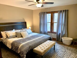 3 bedrooms, iron/ironing board, travel cot, free WiFi