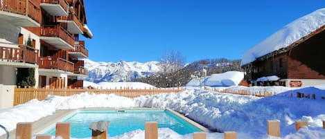 Outdoor pool, a heated pool