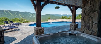 Stunning views, luxurious home, heated pool, hot tub, games